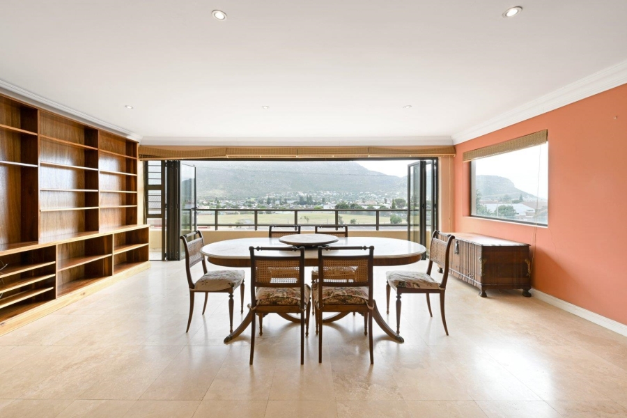 To Let 3 Bedroom Property for Rent in Fish Hoek Western Cape